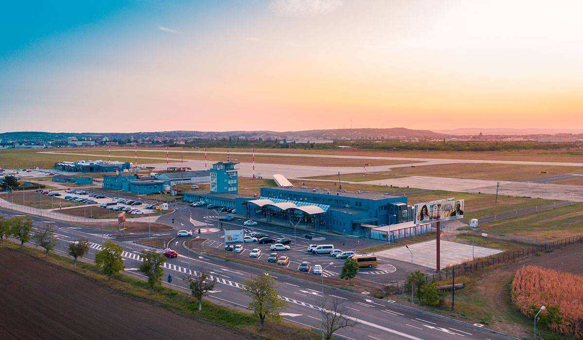 Aeroportul Oradea România